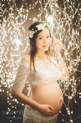 小哈比孕妇摄影作品